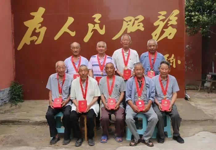 塔图姆连续低迷表现,三分球命中率令人失望